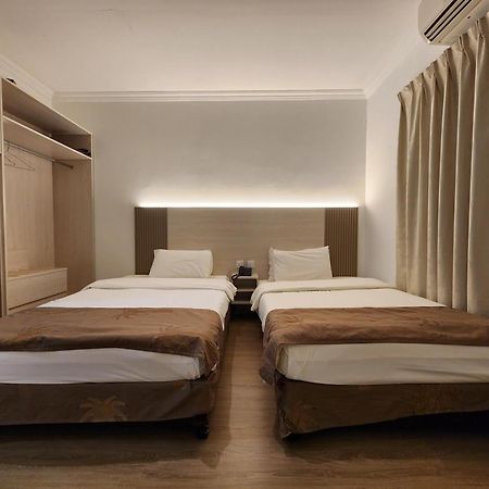 Sharjah International Airport Hotel Экстерьер фото