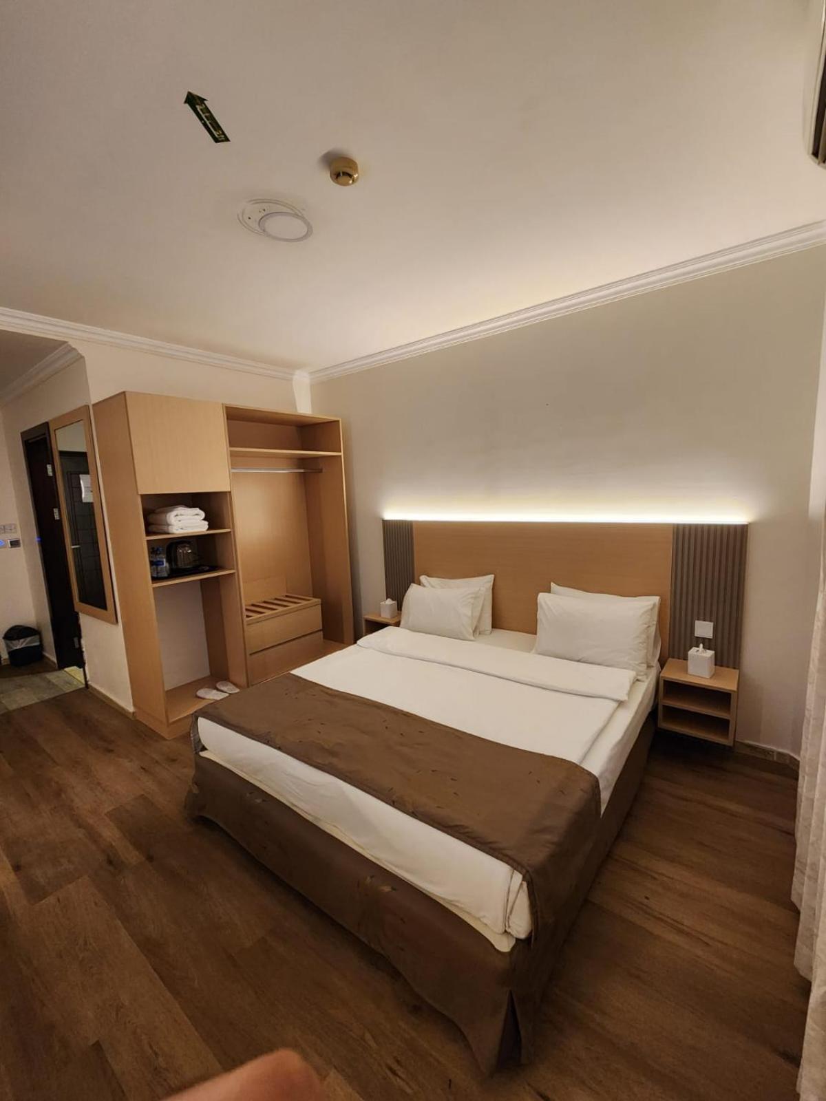 Sharjah International Airport Hotel Экстерьер фото